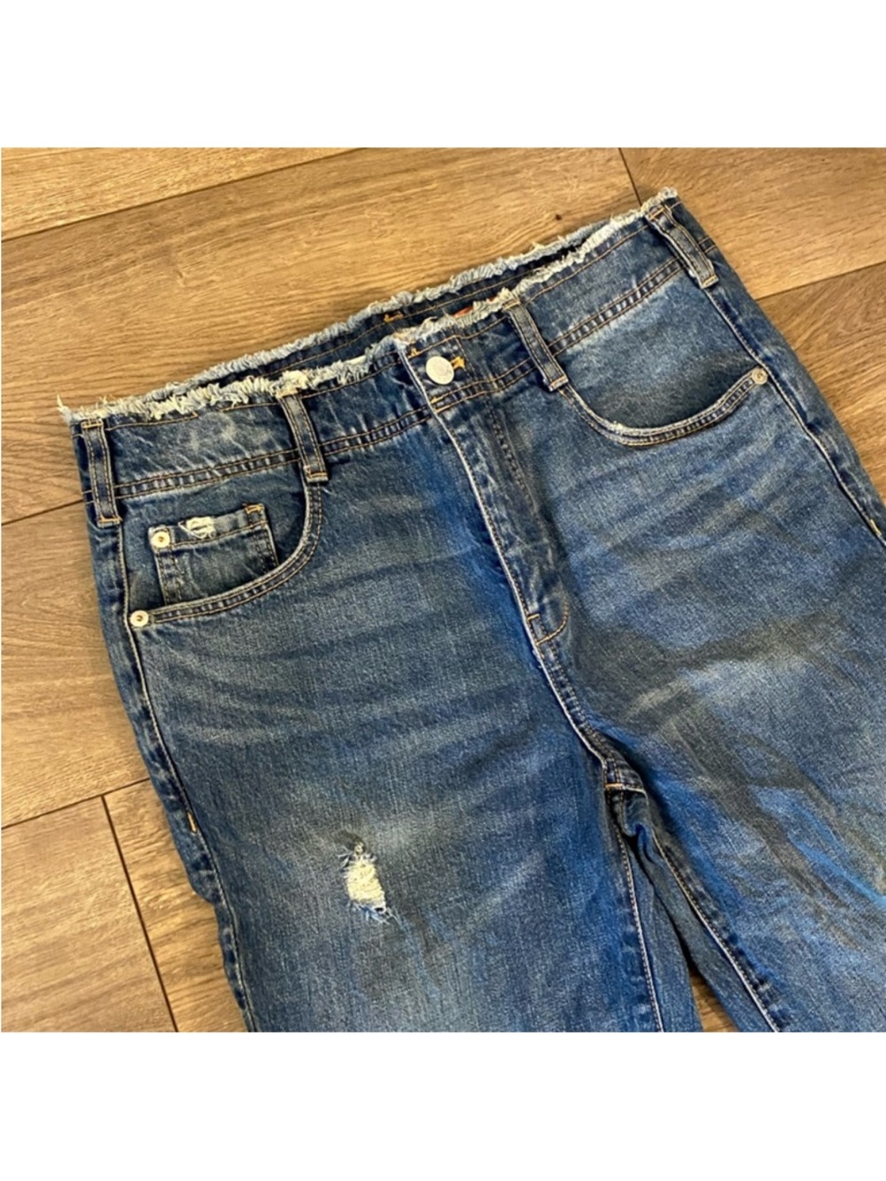 Anthropologie Pilcro The Supermodel high rise bell bottom jean - Picture 6 of 11